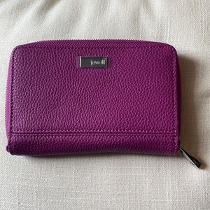 Jewel by Thirty-One Wallet